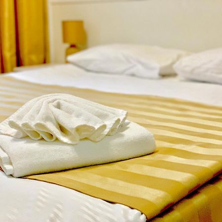 Sergeev Hotel 니콜라예프 외부 사진