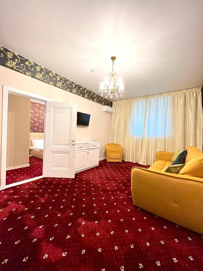Sergeev Hotel 니콜라예프 외부 사진