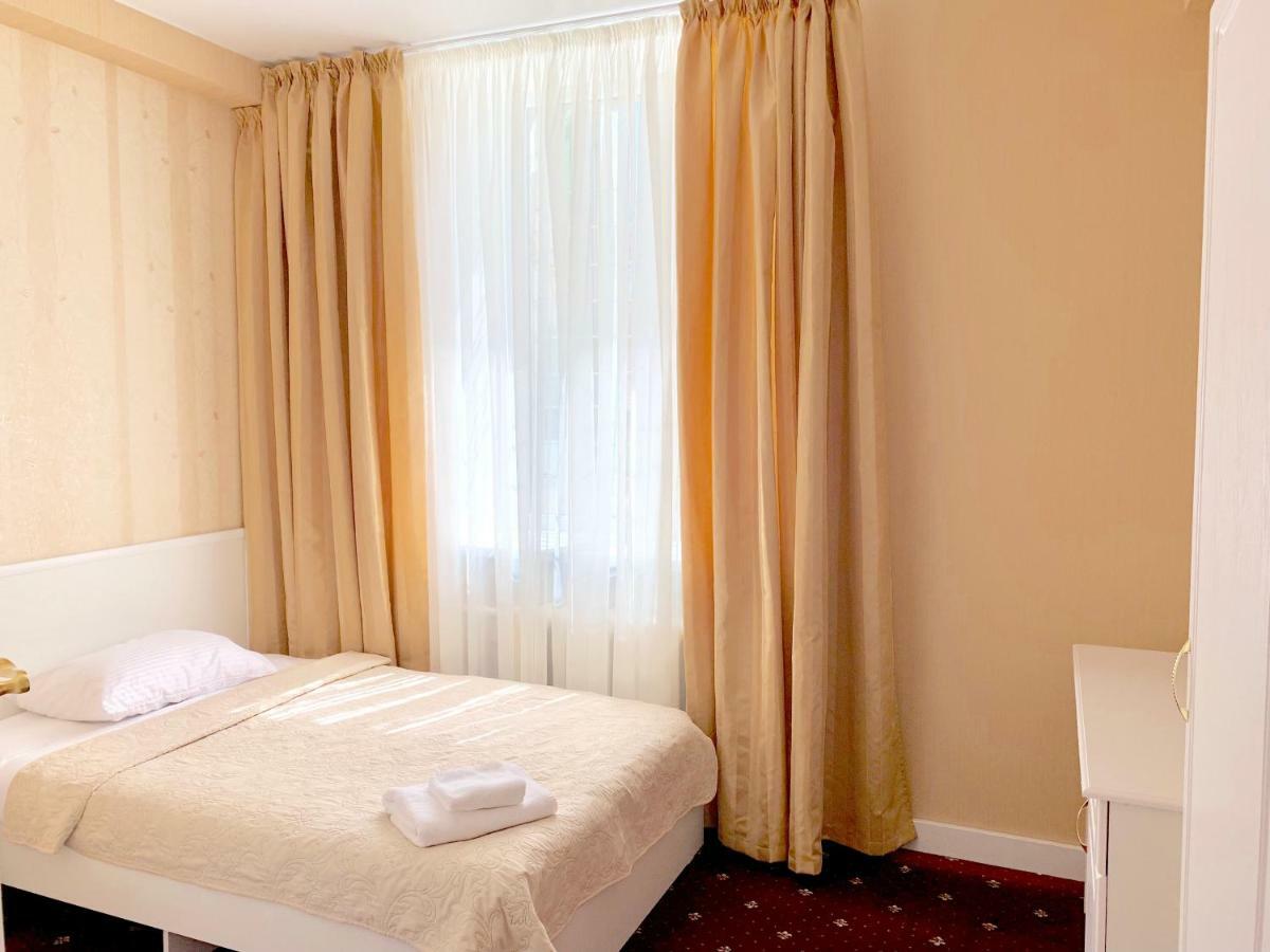 Sergeev Hotel 니콜라예프 외부 사진