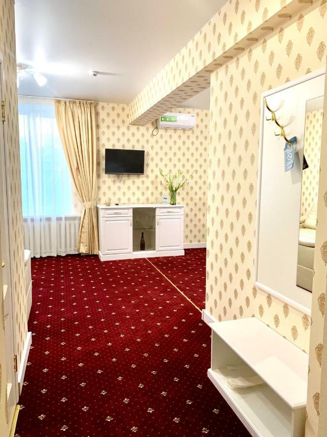 Sergeev Hotel 니콜라예프 외부 사진