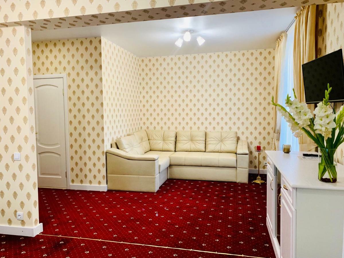 Sergeev Hotel 니콜라예프 외부 사진